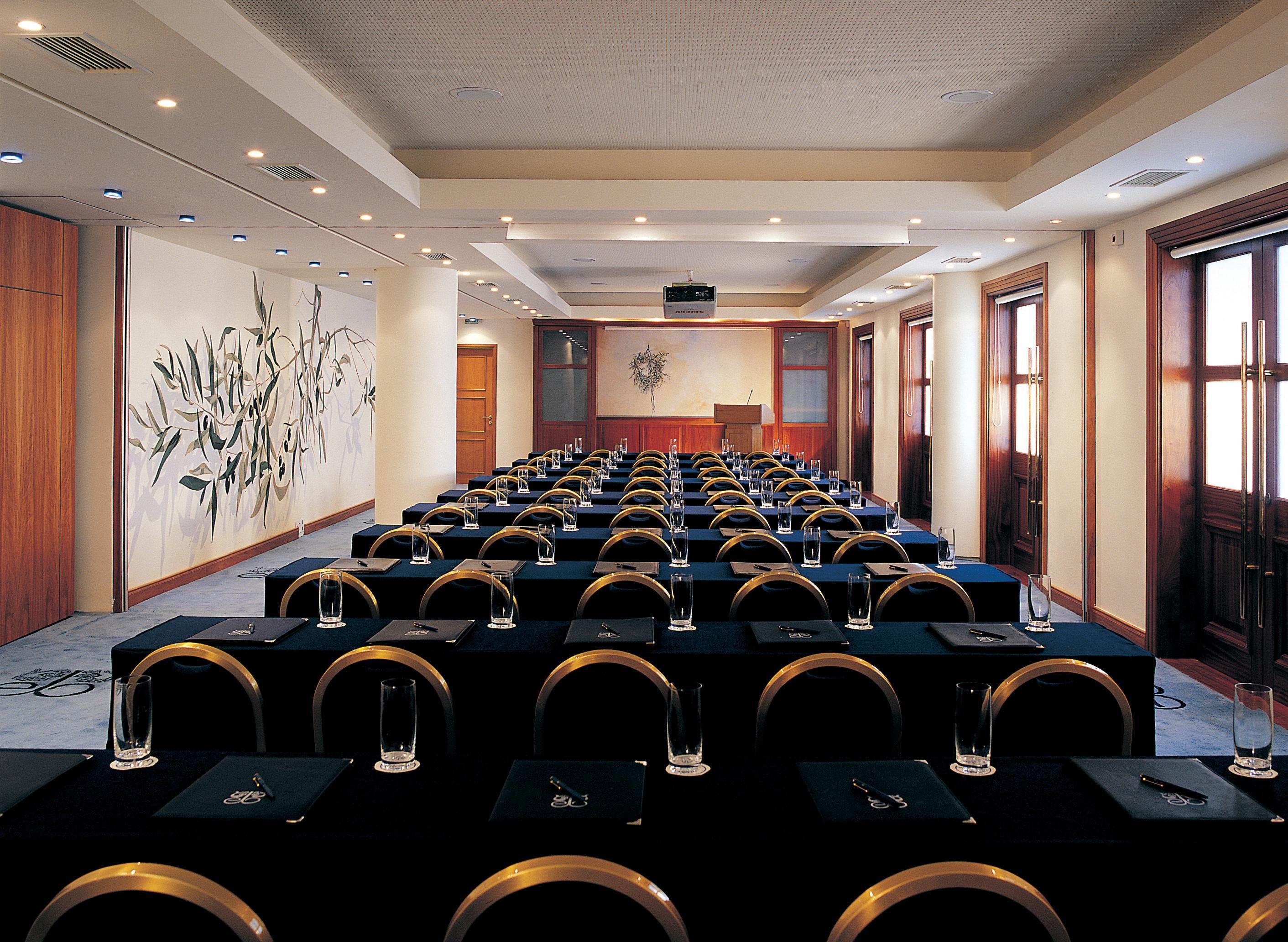Отель Bay Palace, A Member Of The Leading Of The World 5*