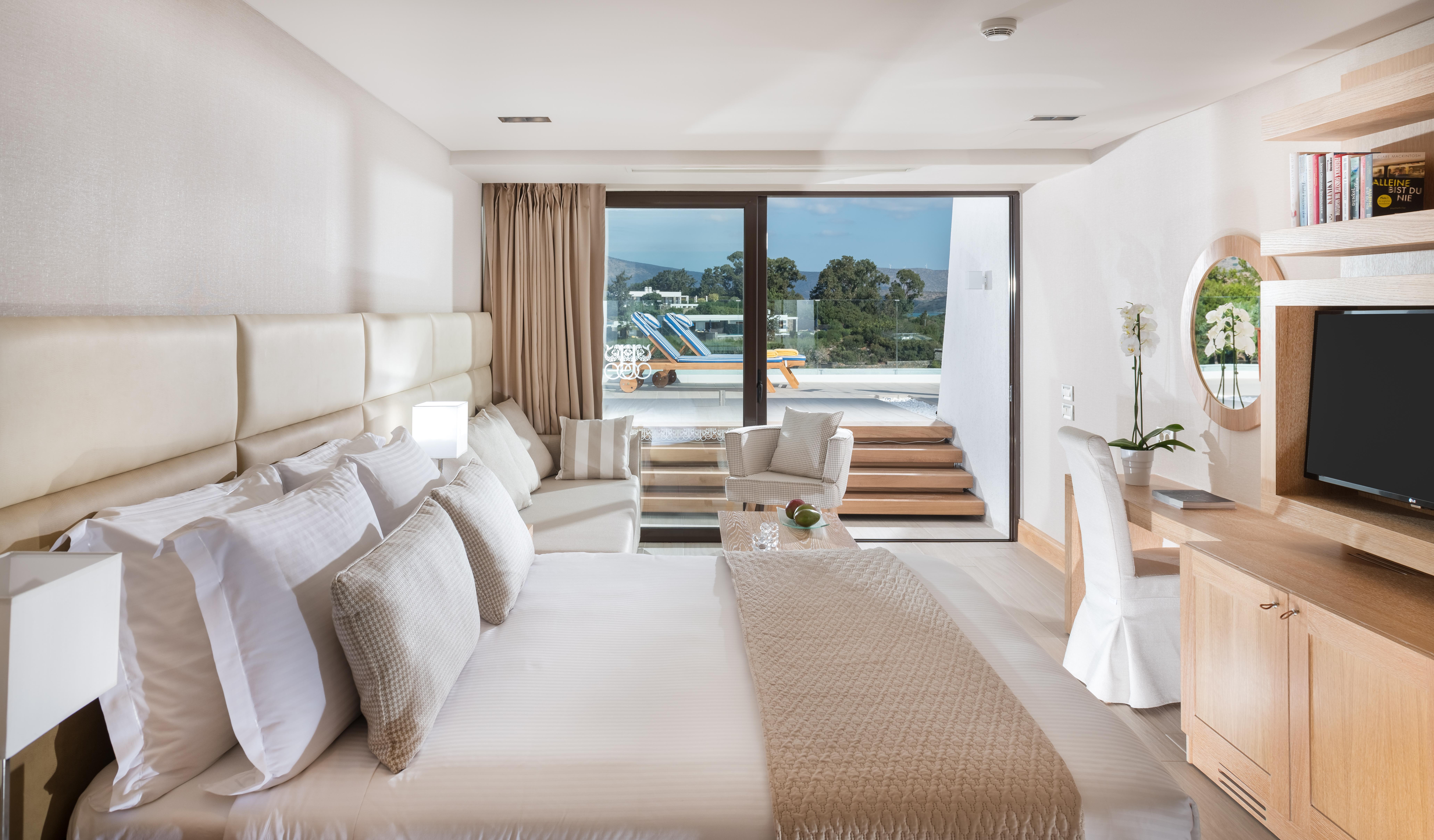 Bay Palace, A Member Of The Leading Of The World 5* Elounda (Crete)